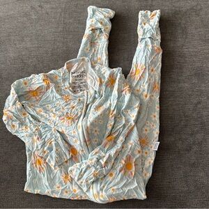 Behold Baby size 18-24 months bamboo pajama baby zippy flowers